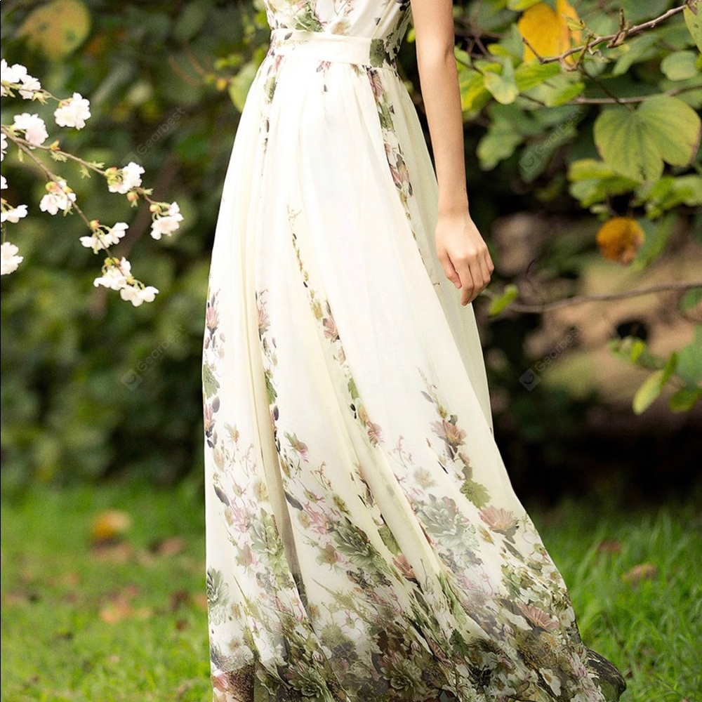 Ruffle Collar Maxi Chiffon Dress